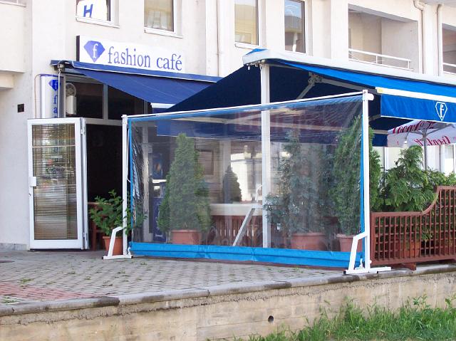 100_0486.JPG - Fashion café