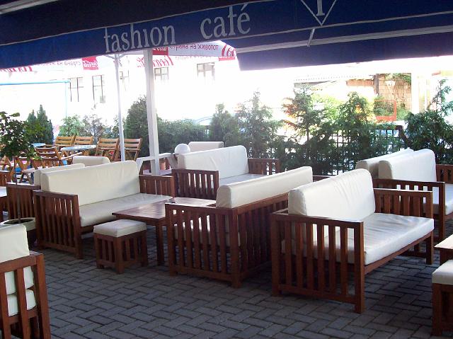 100_0494.JPG - Fashion café